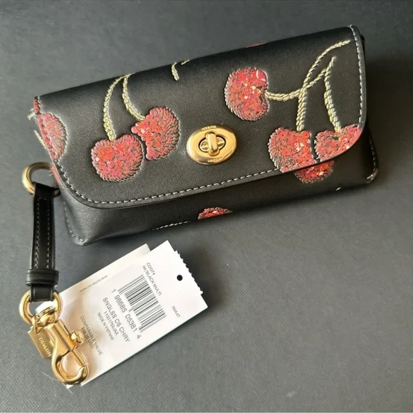 NWT coach!! Coach Black Cherry Sunglass Case cdd74 - Picture 5 of 7